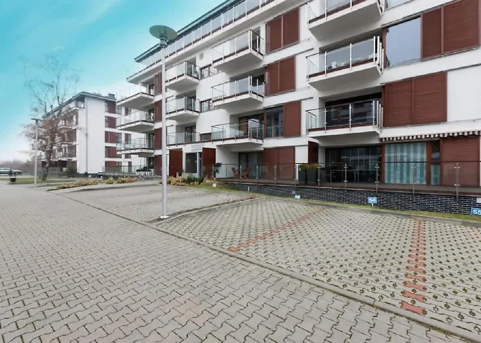 Baltic Park 24 Spacious Apartment Parking